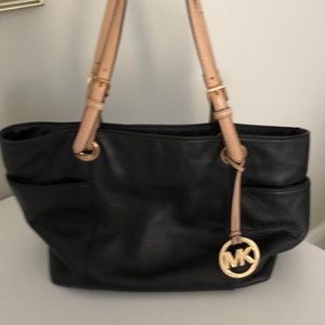 Micheal Kors tote